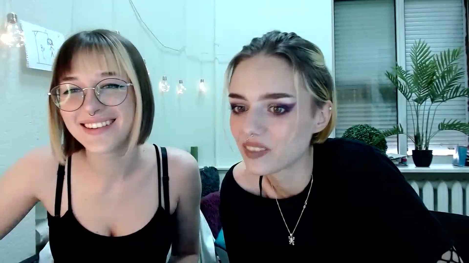 Gallery image thumbnail from Spicy_X's myfreecams stream on, 06/30/2023, 14:04 image 14 of 20
