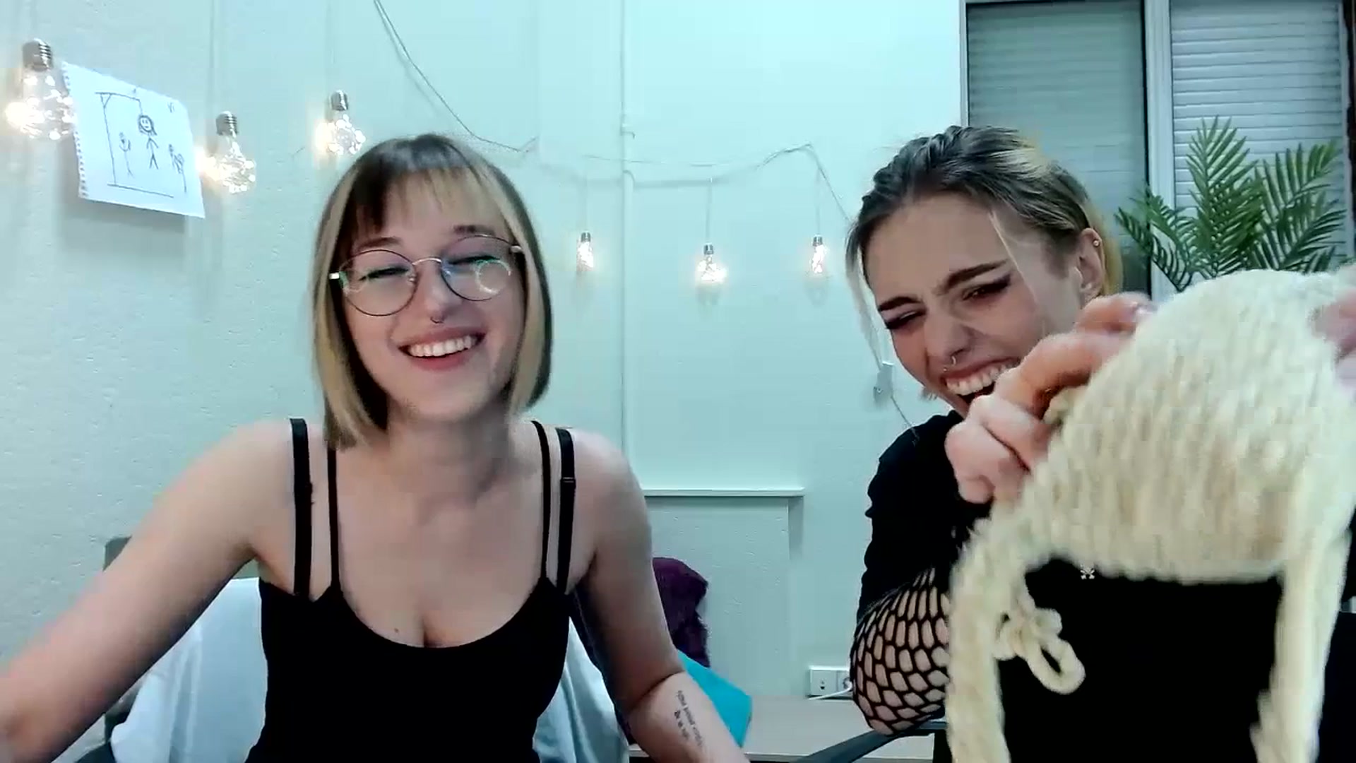 Gallery image thumbnail from Spicy_X's myfreecams stream on, 06/30/2023, 14:56 image 4 of 20