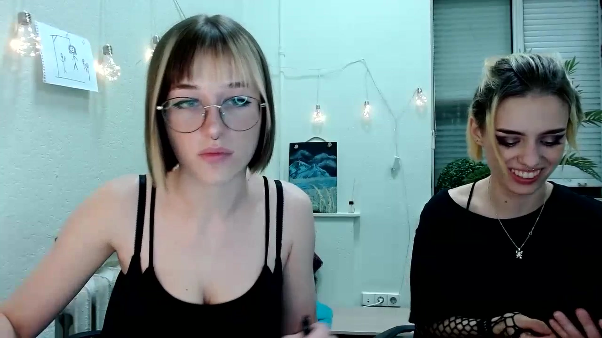 Gallery image thumbnail from Spicy_X's myfreecams stream on, 06/30/2023, 19:17 image 12 of 20