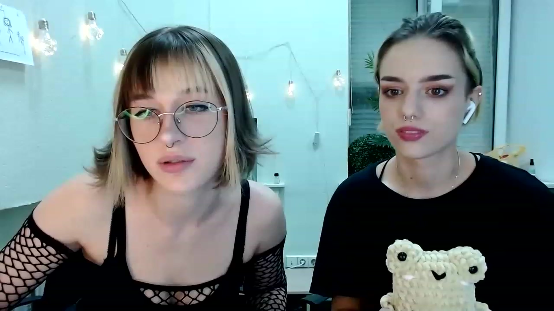 Gallery image thumbnail from Spicy_X's myfreecams stream on, 07/02/2023, 17:26 image 5 of 20