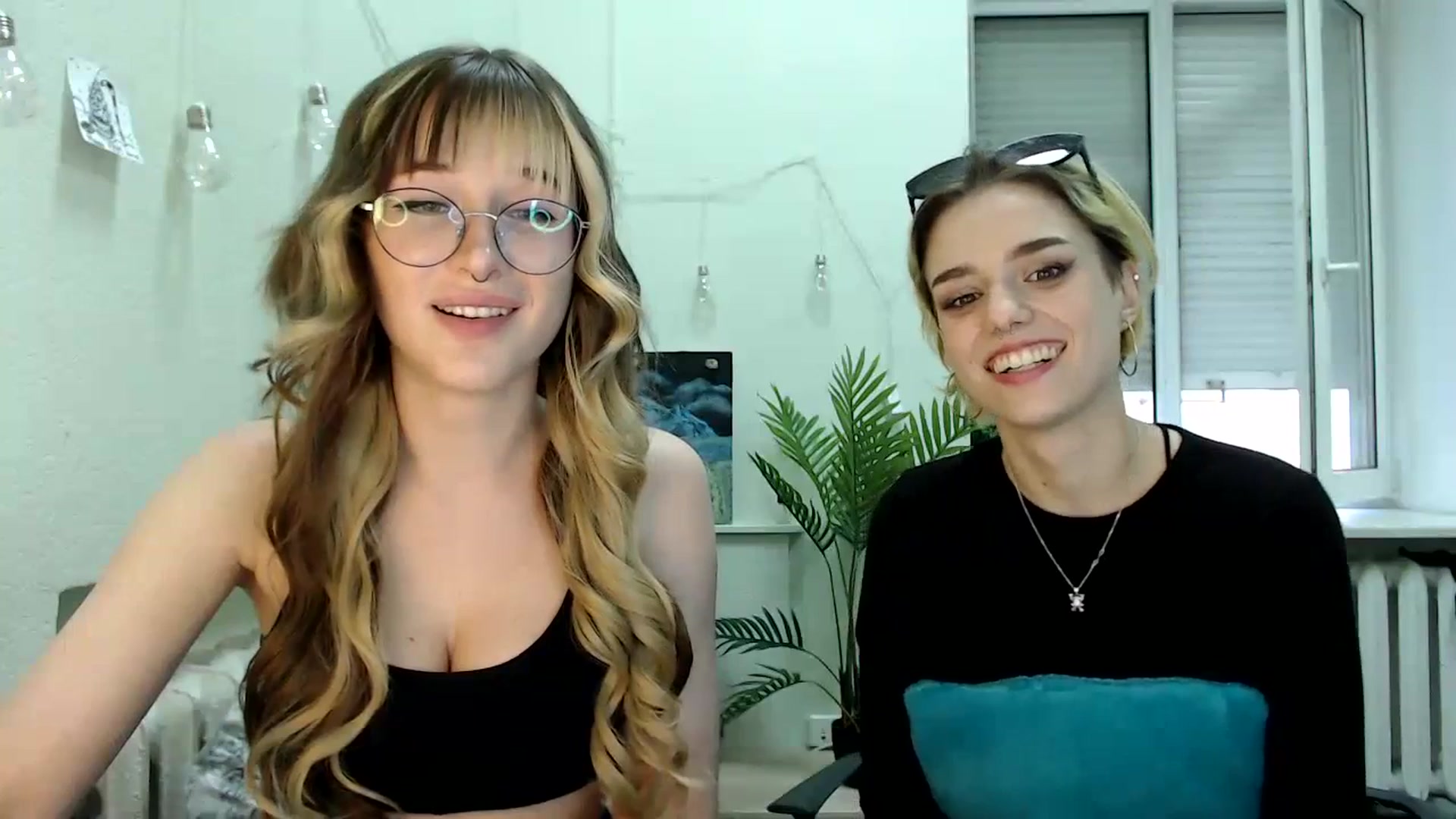 Gallery image thumbnail from Spicy_X's myfreecams stream on, 07/09/2023, 17:15 image 6 of 20