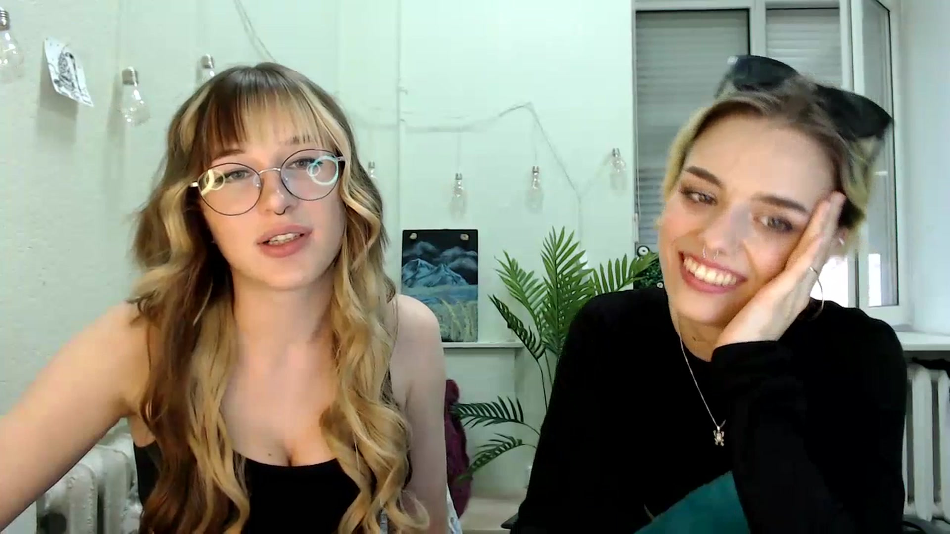 Gallery image thumbnail from Spicy_X's myfreecams stream on, 07/09/2023, 17:15 image 17 of 20