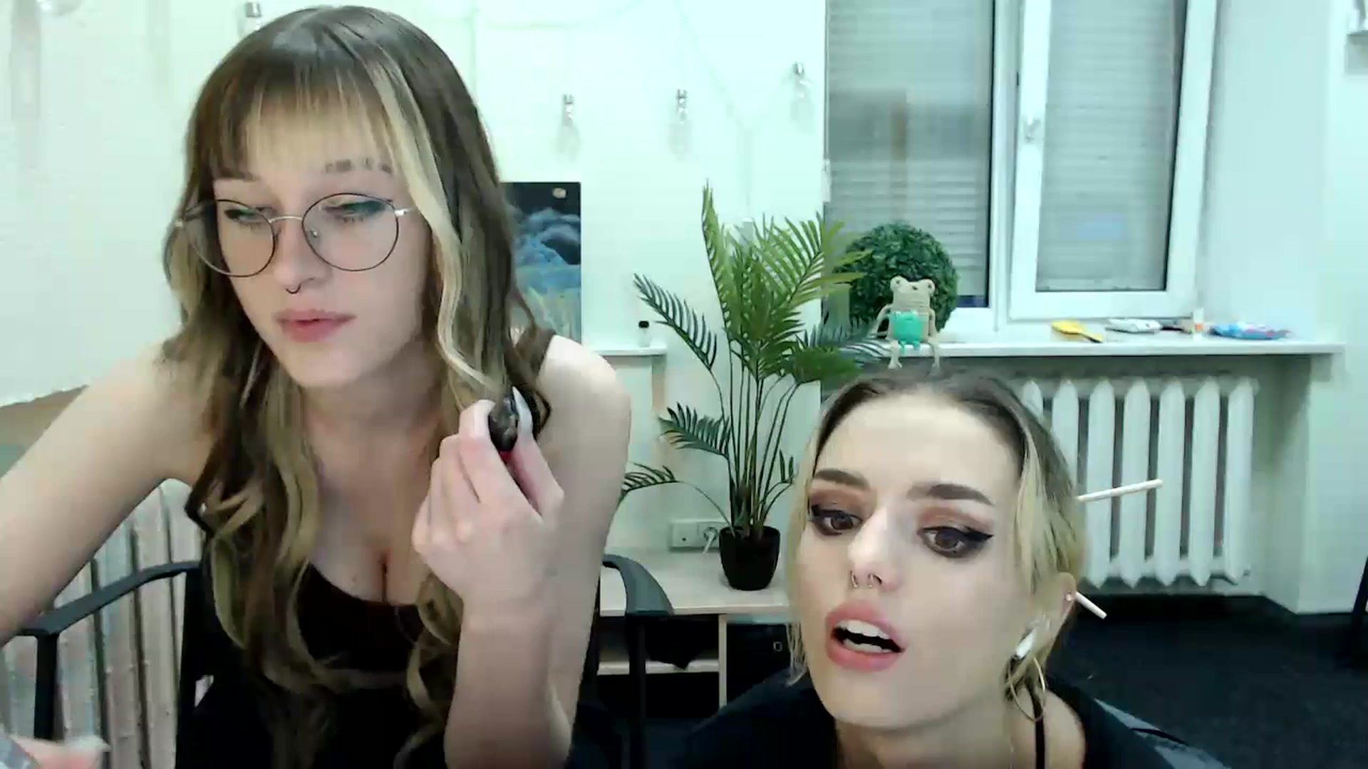 Gallery image thumbnail from Spicy_X's myfreecams stream on, 07/16/2023, 02:00 image 16 of 20