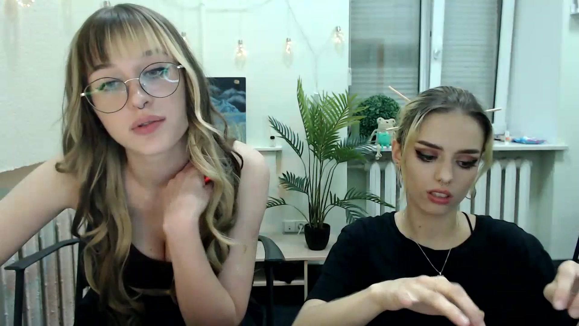 Gallery image thumbnail from Spicy_X's myfreecams stream on, 07/16/2023, 02:00 image 18 of 20
