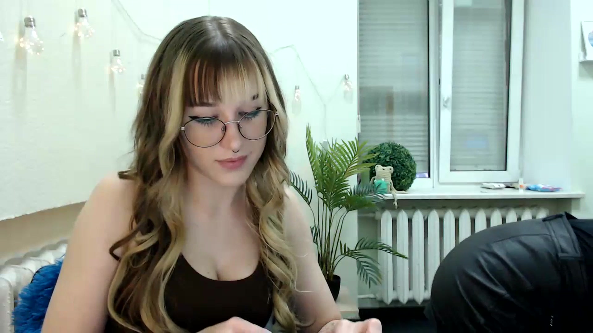 Gallery image thumbnail from Spicy_X's myfreecams stream on, 07/16/2023, 02:41 image 11 of 20