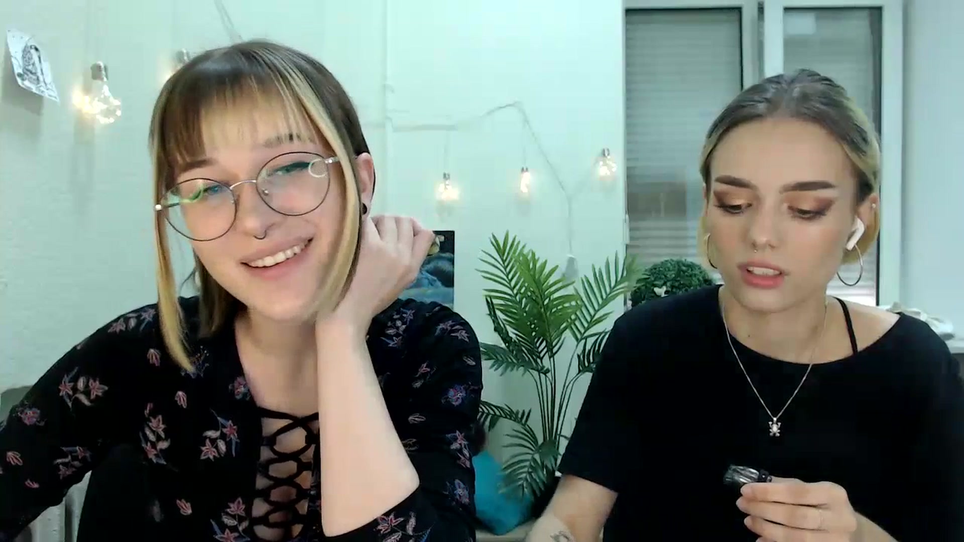 Gallery image thumbnail from Spicy_X's myfreecams stream on, 07/18/2023, 14:01 image 4 of 20