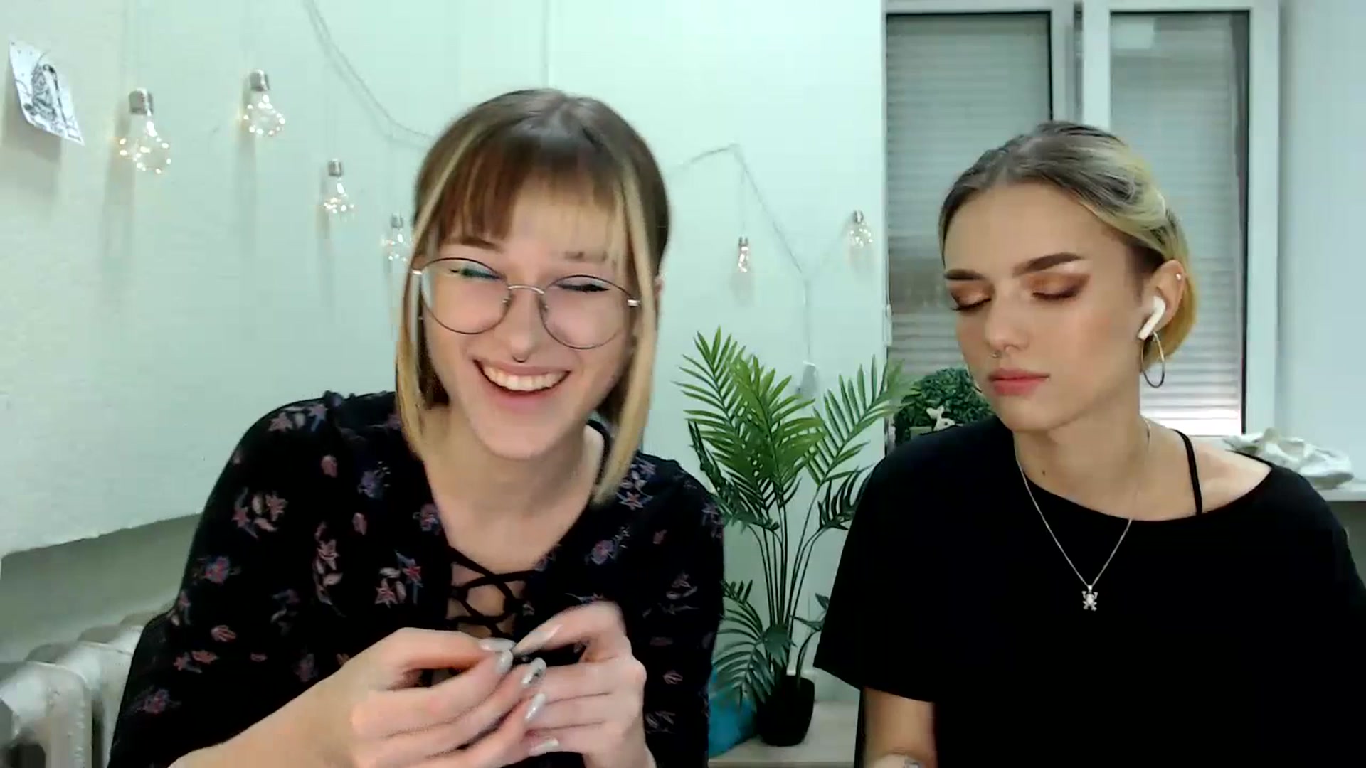 Gallery image thumbnail from Spicy_X's myfreecams stream on, 07/18/2023, 14:01 image 6 of 20