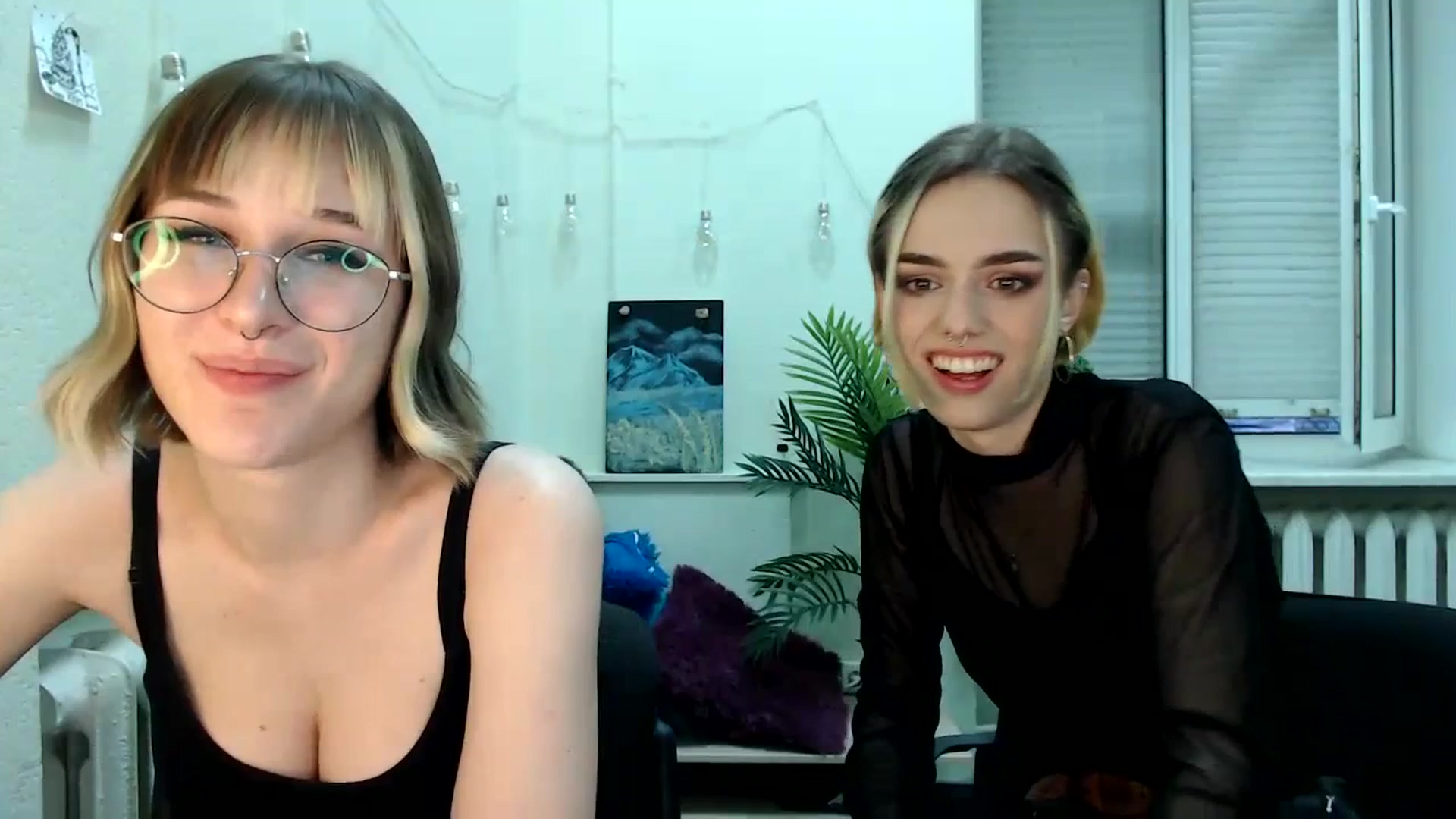 Gallery image thumbnail from Spicy_X's myfreecams stream on, 07/21/2023, 18:26 image 5 of 20