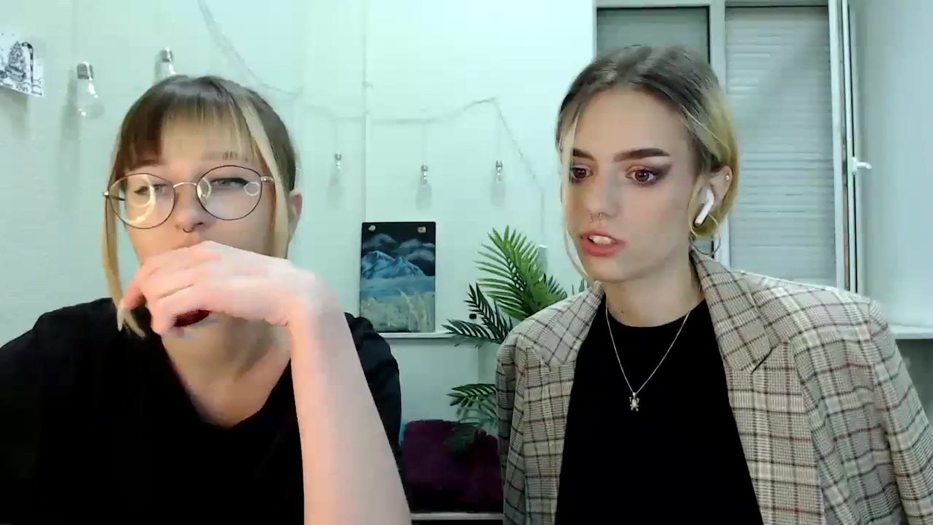 Gallery image thumbnail from Spicy_X's myfreecams stream on, 07/22/2023, 17:59 image 3 of 20