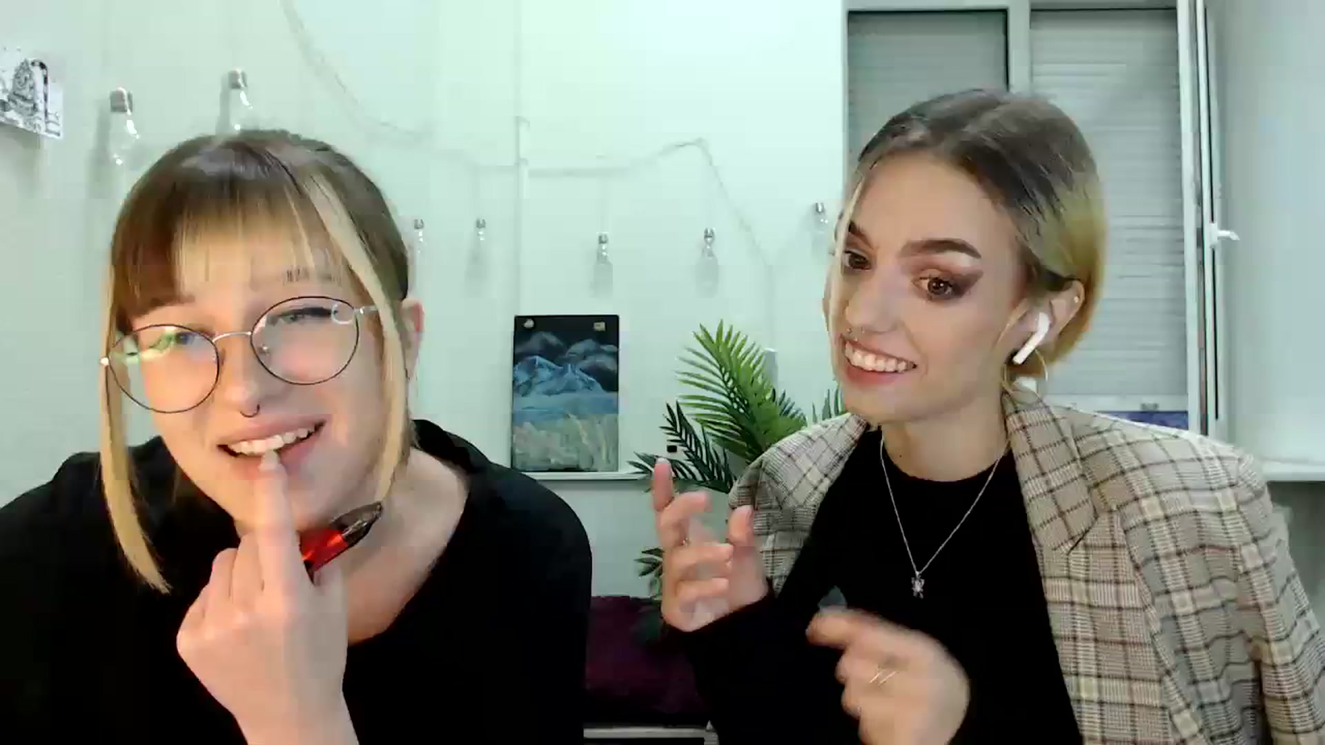 Gallery image thumbnail from Spicy_X's myfreecams stream on, 07/22/2023, 17:59 image 5 of 20