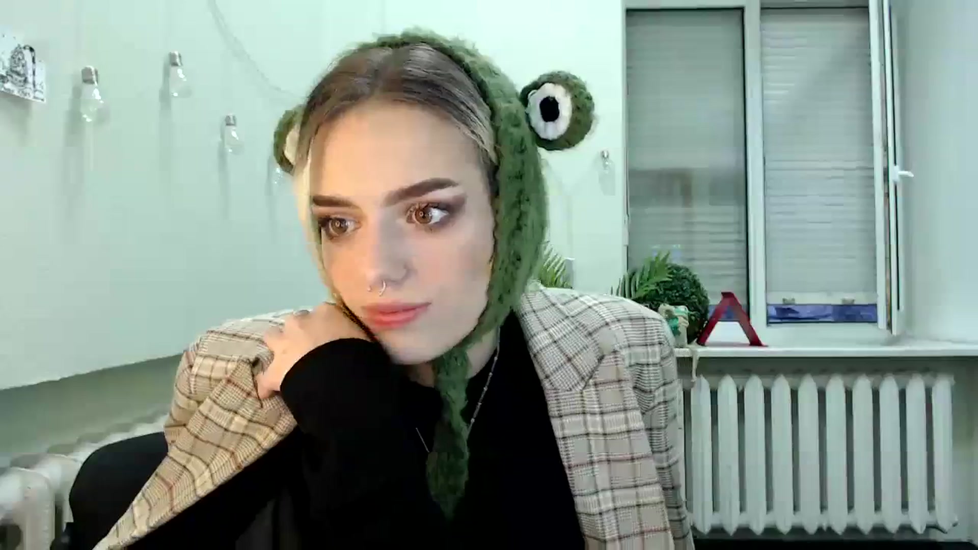Gallery image thumbnail from Spicy_X's myfreecams stream on, 07/22/2023, 17:59 image 7 of 20