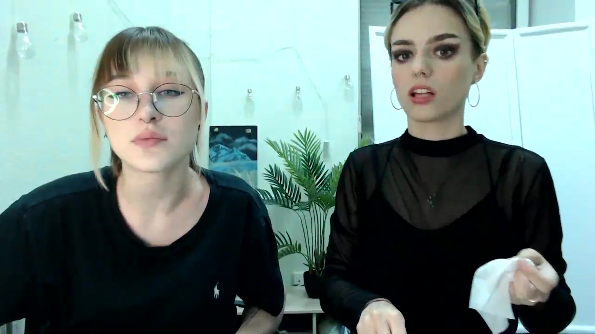 Gallery image thumbnail from Spicy_X's myfreecams stream on, 07/26/2023, 16:00 image 11 of 20