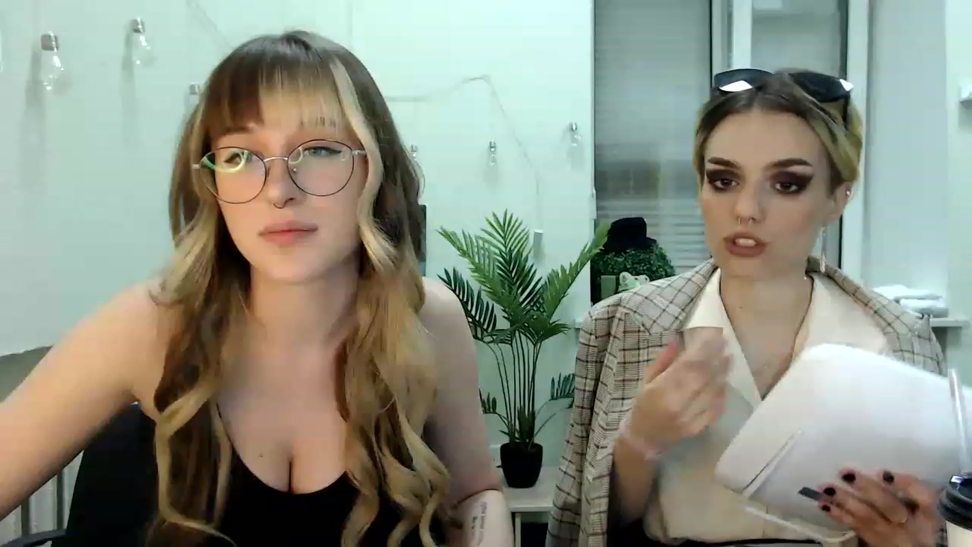 Gallery image thumbnail from Spicy_X's myfreecams stream on, 07/27/2023, 14:28 image 5 of 20