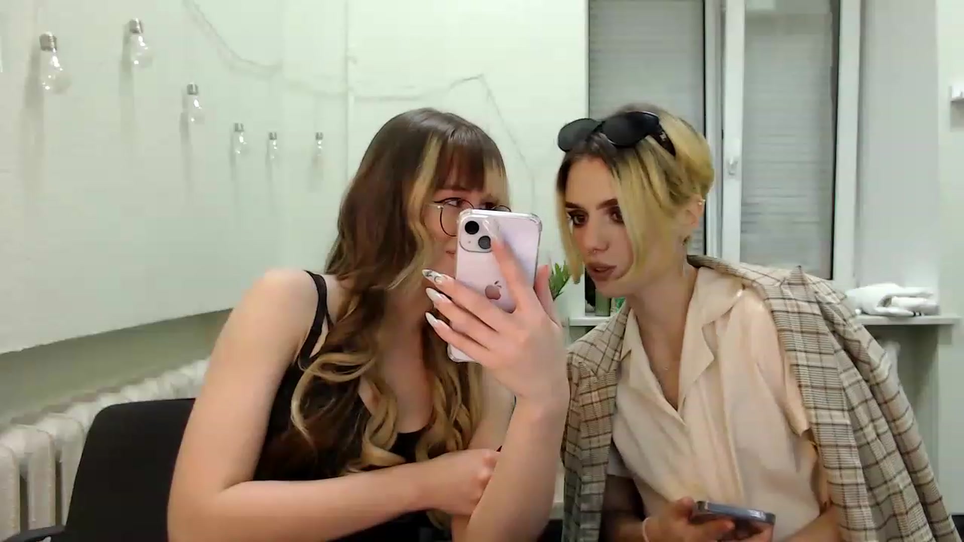 Gallery image thumbnail from Spicy_X's myfreecams stream on, 07/27/2023, 14:28 image 16 of 20