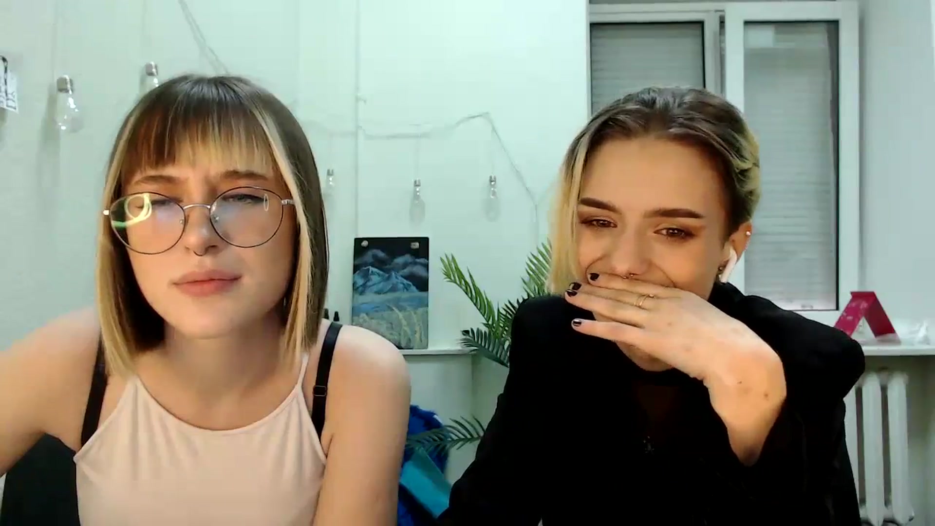 Gallery image thumbnail from Spicy_X's myfreecams stream on, 07/30/2023, 17:46 image 6 of 20