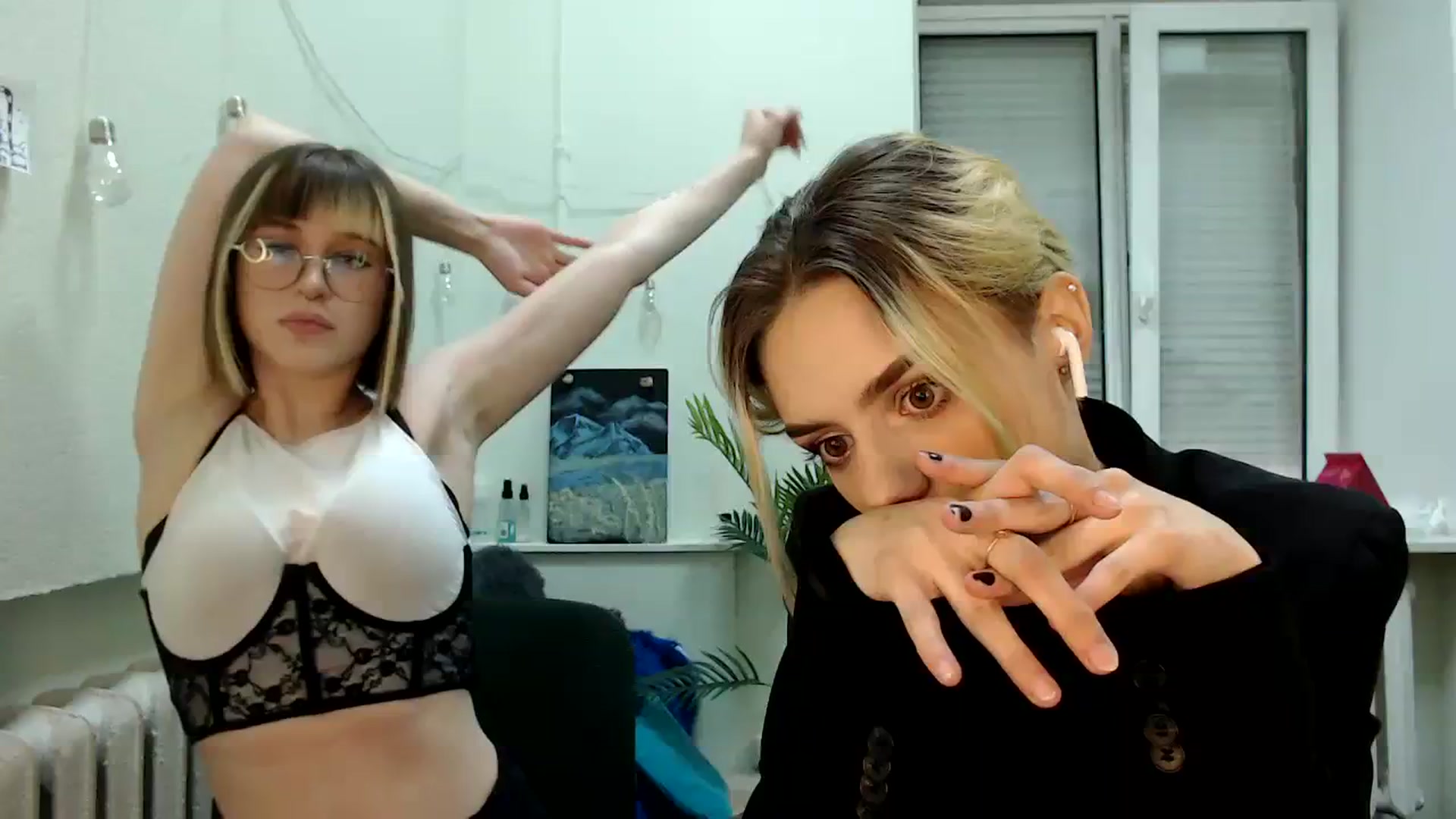 Gallery image thumbnail from Spicy_X's myfreecams stream on, 07/30/2023, 17:46 image 5 of 20