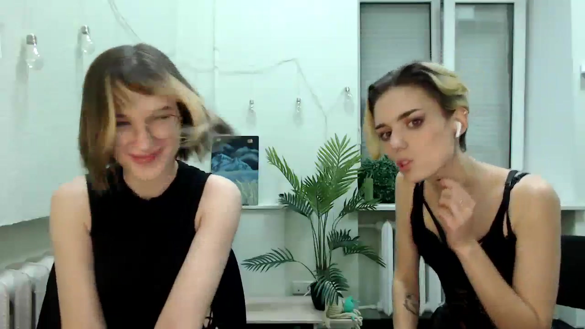 Gallery image thumbnail from Spicy_X's myfreecams stream on, 07/31/2023, 19:31 image 17 of 20