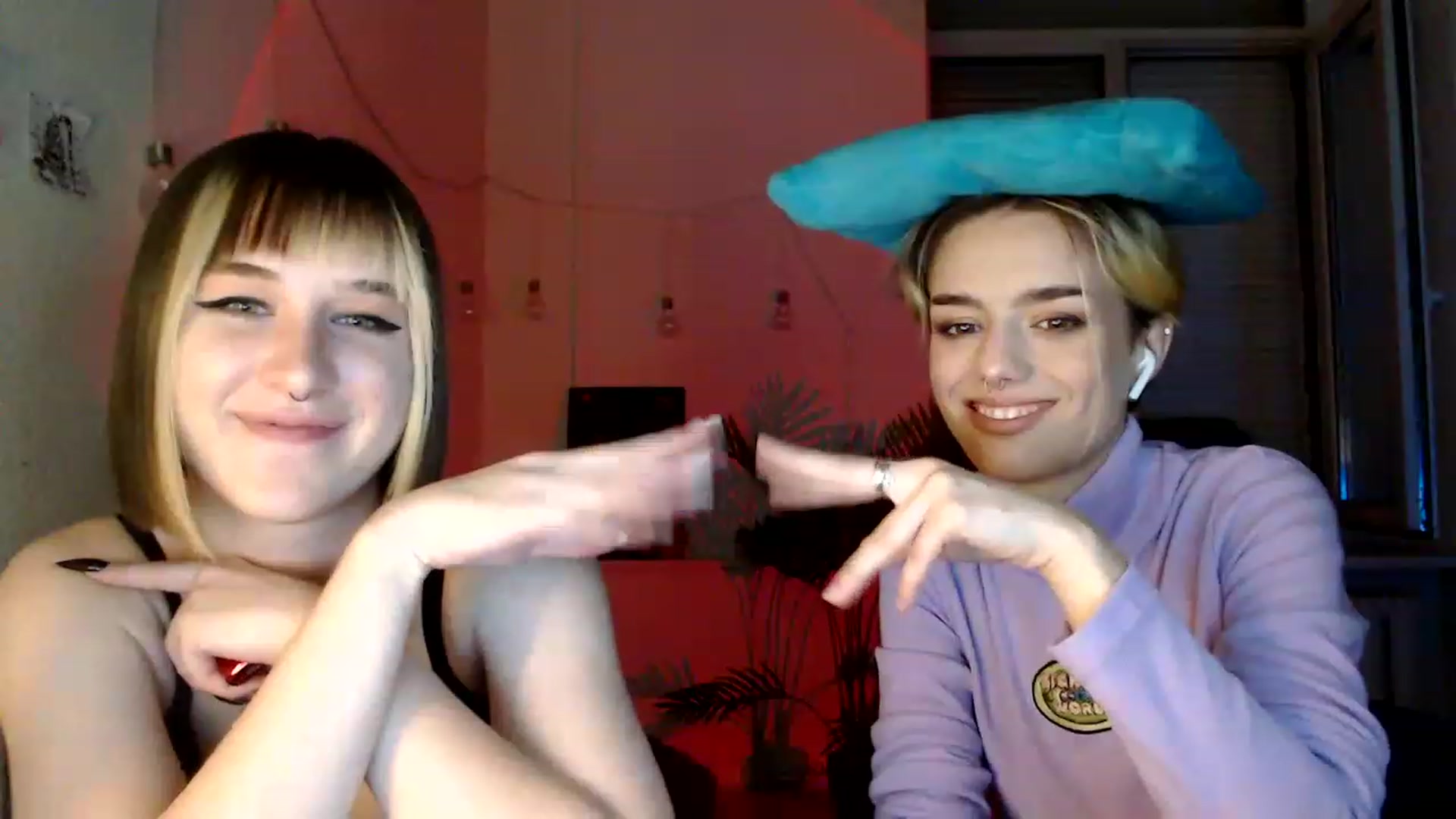 Gallery image thumbnail from Spicy_X's myfreecams stream on, 08/09/2023, 17:10 image 8 of 20