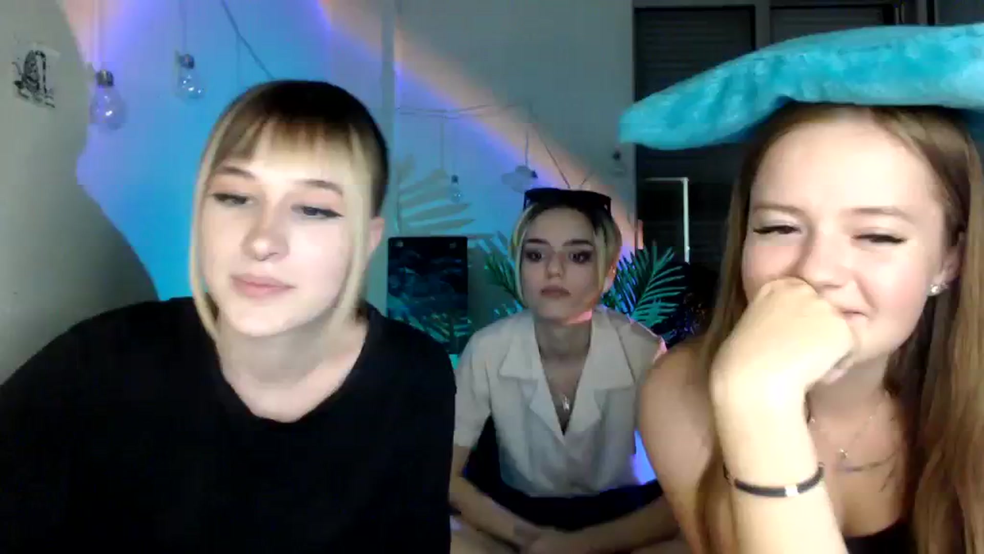 Gallery image thumbnail from Spicy_X's myfreecams stream on, 08/10/2023, 18:22 image 6 of 20