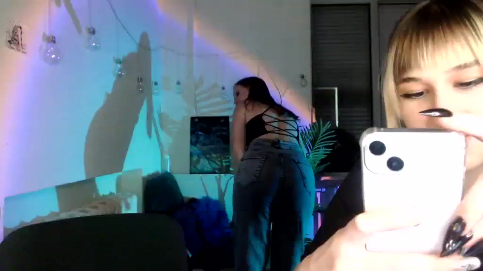 Gallery image thumbnail from Spicy_X's myfreecams stream on, 08/10/2023, 18:22 image 1 of 20