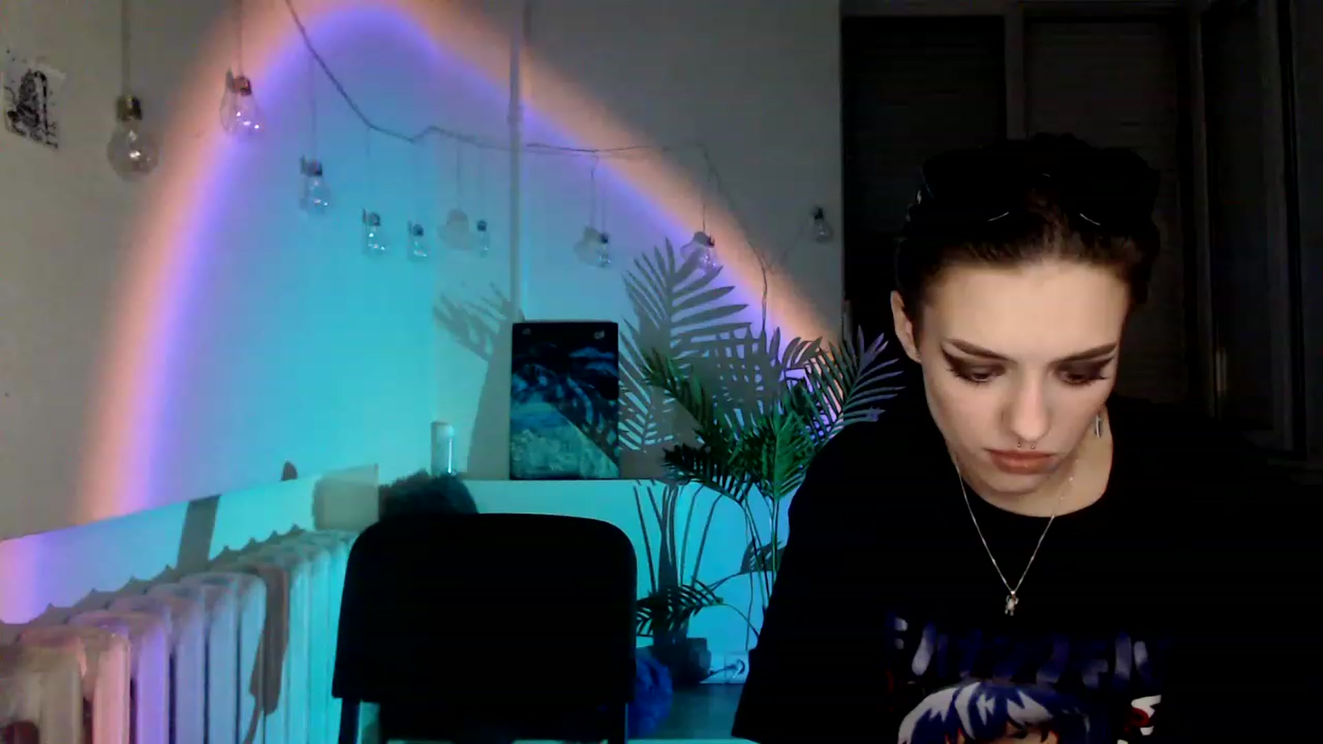 Gallery image thumbnail from Spicy_X's myfreecams stream on, 08/11/2023, 18:39 image 14 of 20