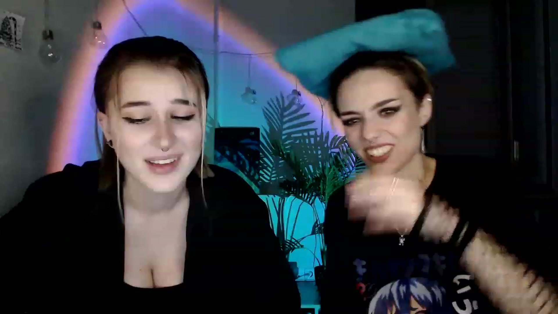 Gallery image thumbnail from Spicy_X's myfreecams stream on, 08/11/2023, 20:03 image 11 of 20