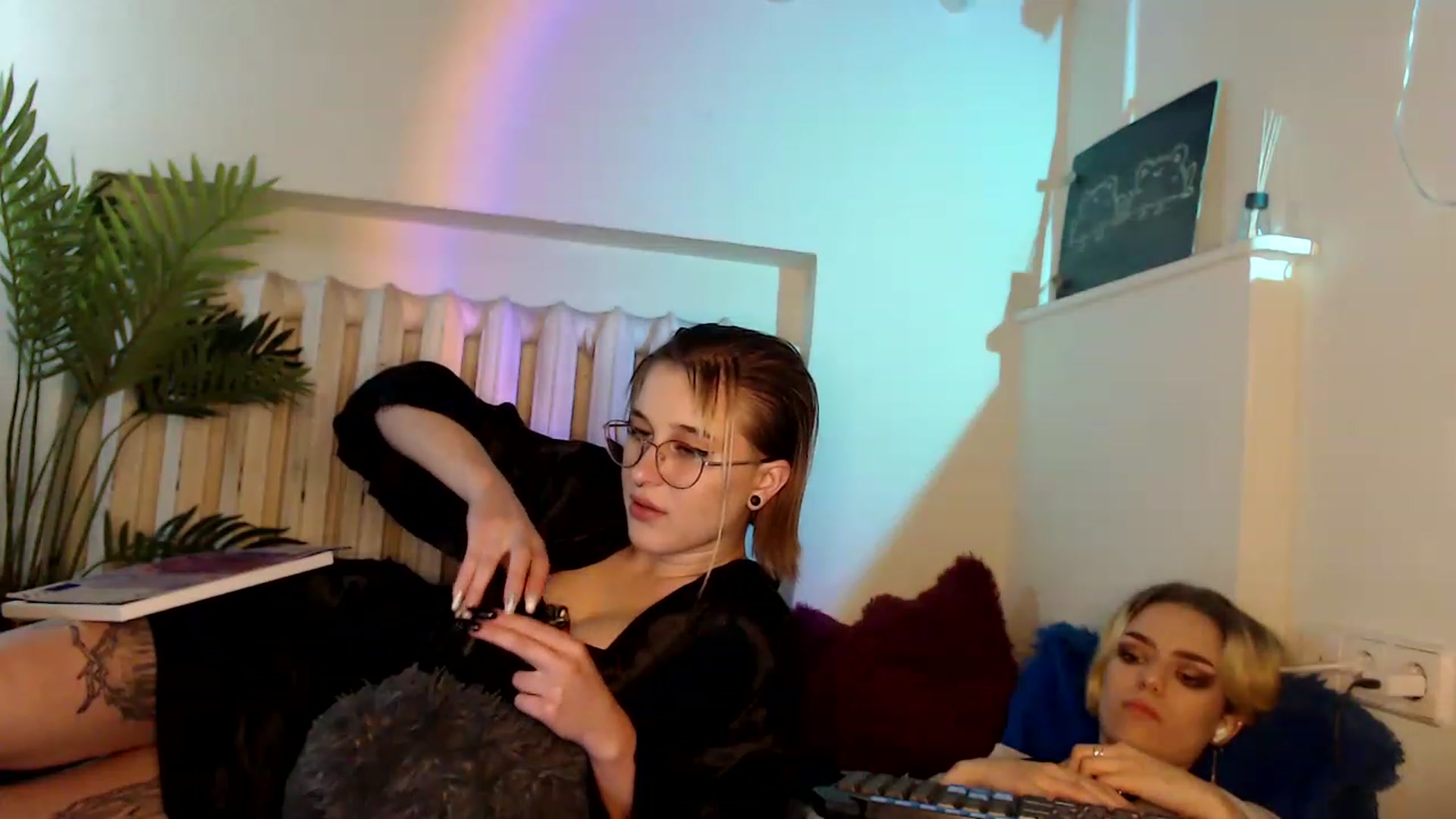 Gallery image thumbnail from Spicy_X's myfreecams stream on, 08/16/2023, 18:15 image 13 of 20