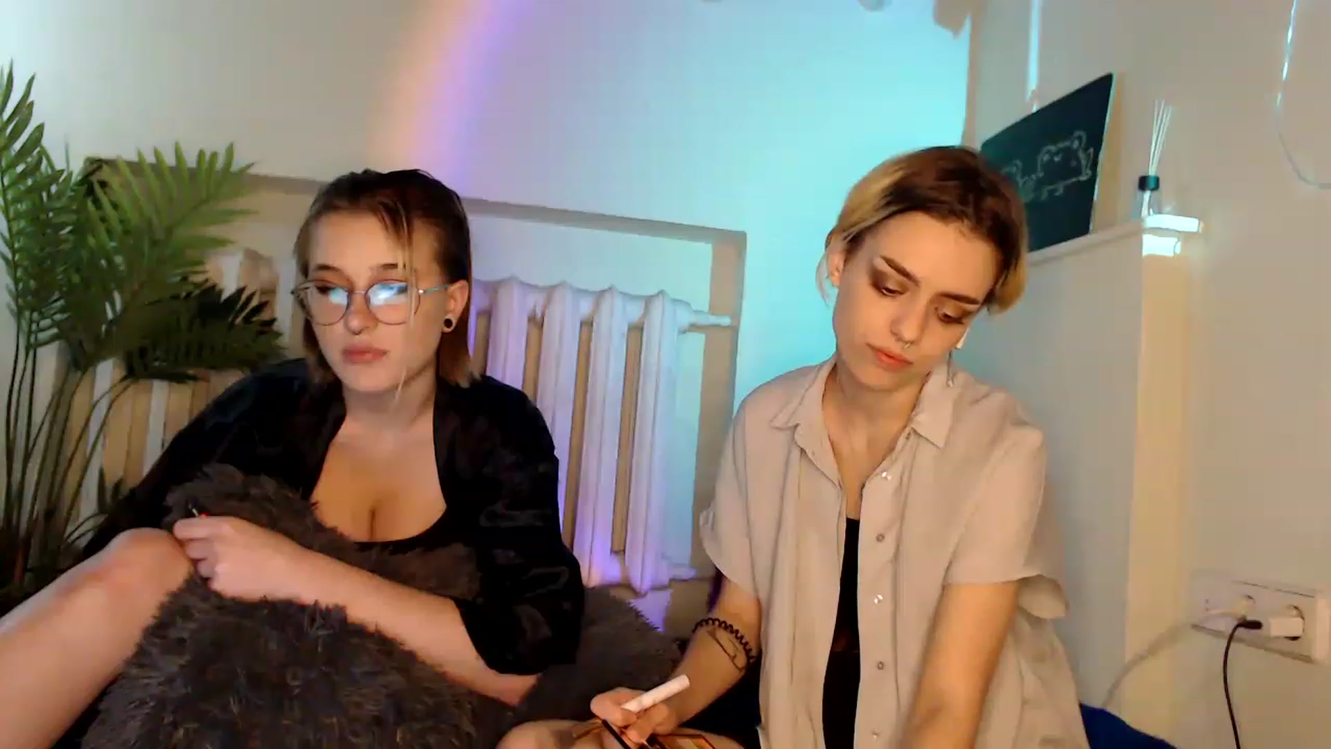 Gallery image thumbnail from Spicy_X's myfreecams stream on, 08/16/2023, 18:15 image 2 of 20