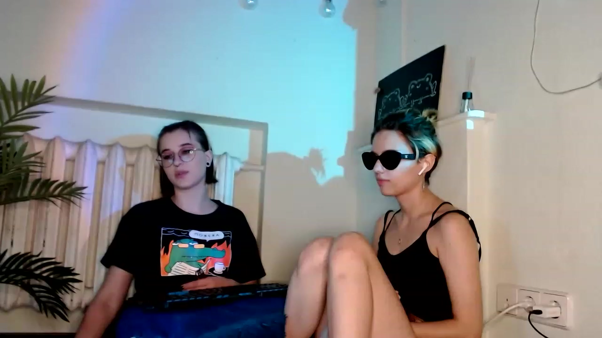 Gallery image thumbnail from Spicy_X's myfreecams stream on, 08/17/2023, 14:52 image 8 of 20