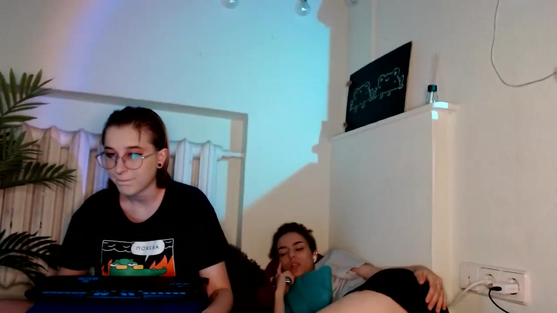 Gallery image thumbnail from Spicy_X's myfreecams stream on, 08/17/2023, 14:52 image 1 of 20