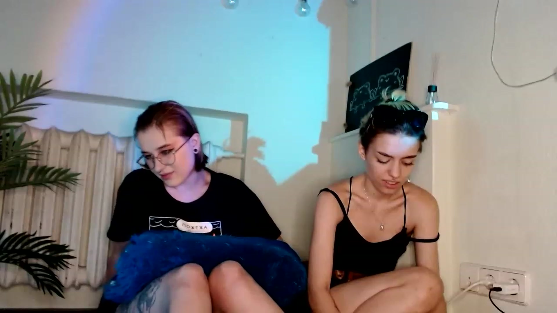 Gallery image thumbnail from Spicy_X's myfreecams stream on, 08/17/2023, 14:52 image 18 of 20