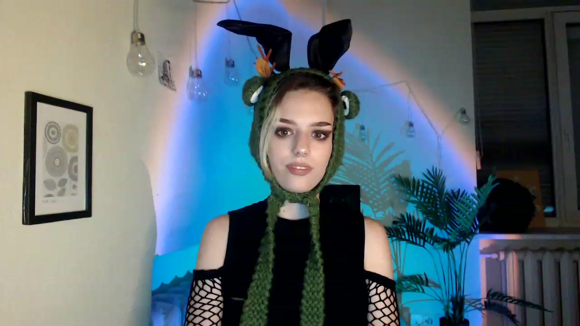 Gallery image thumbnail from Spicy_X's myfreecams stream on, 08/27/2023, 15:56 image 7 of 20