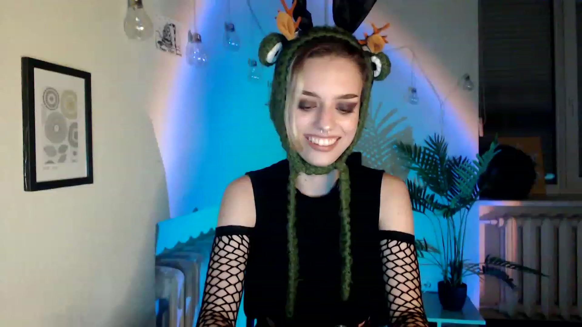 Gallery image thumbnail from Spicy_X's myfreecams stream on, 08/27/2023, 15:56 image 5 of 20
