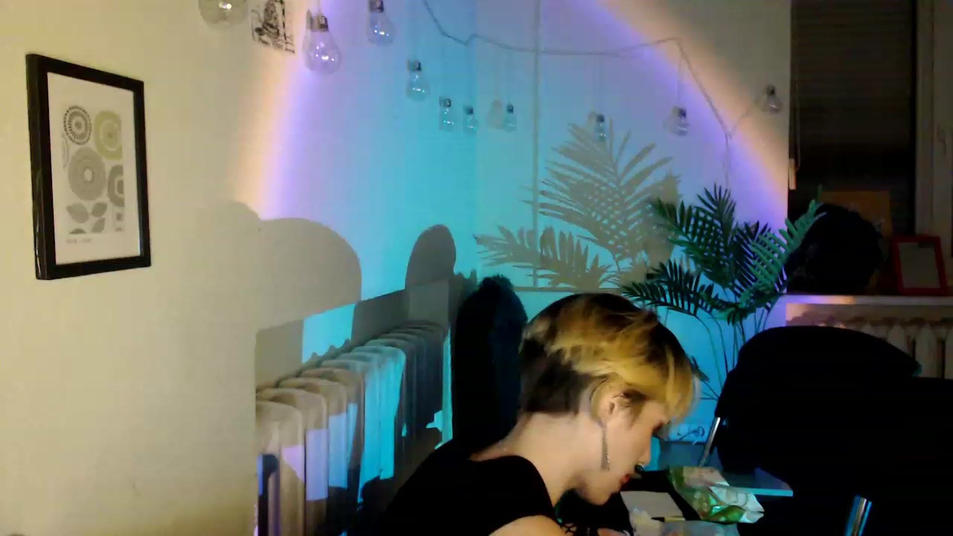 Gallery image thumbnail from Spicy_X's myfreecams stream on, 08/27/2023, 18:03 image 13 of 20