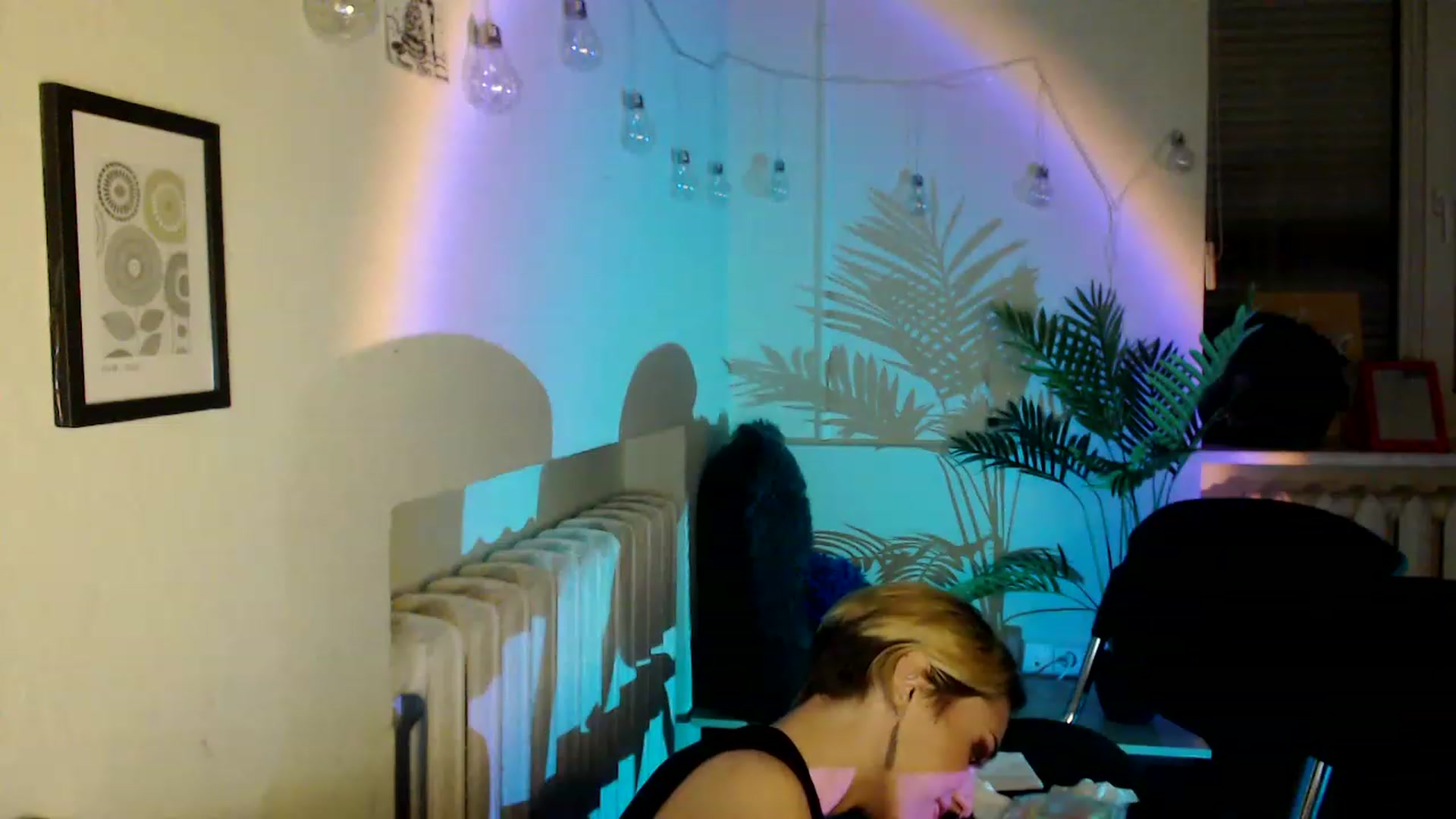 Gallery image thumbnail from Spicy_X's myfreecams stream on, 08/27/2023, 18:03 image 17 of 20