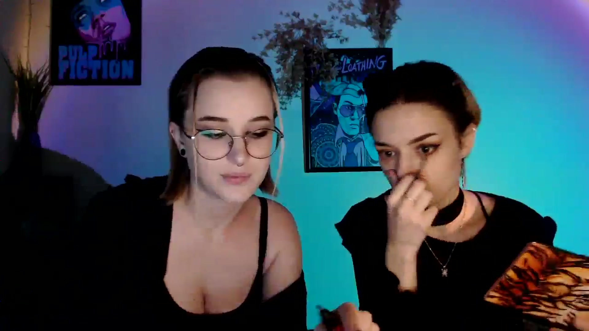 Gallery image thumbnail from Spicy_X's myfreecams stream on, 09/22/2023, 14:39 image 13 of 20