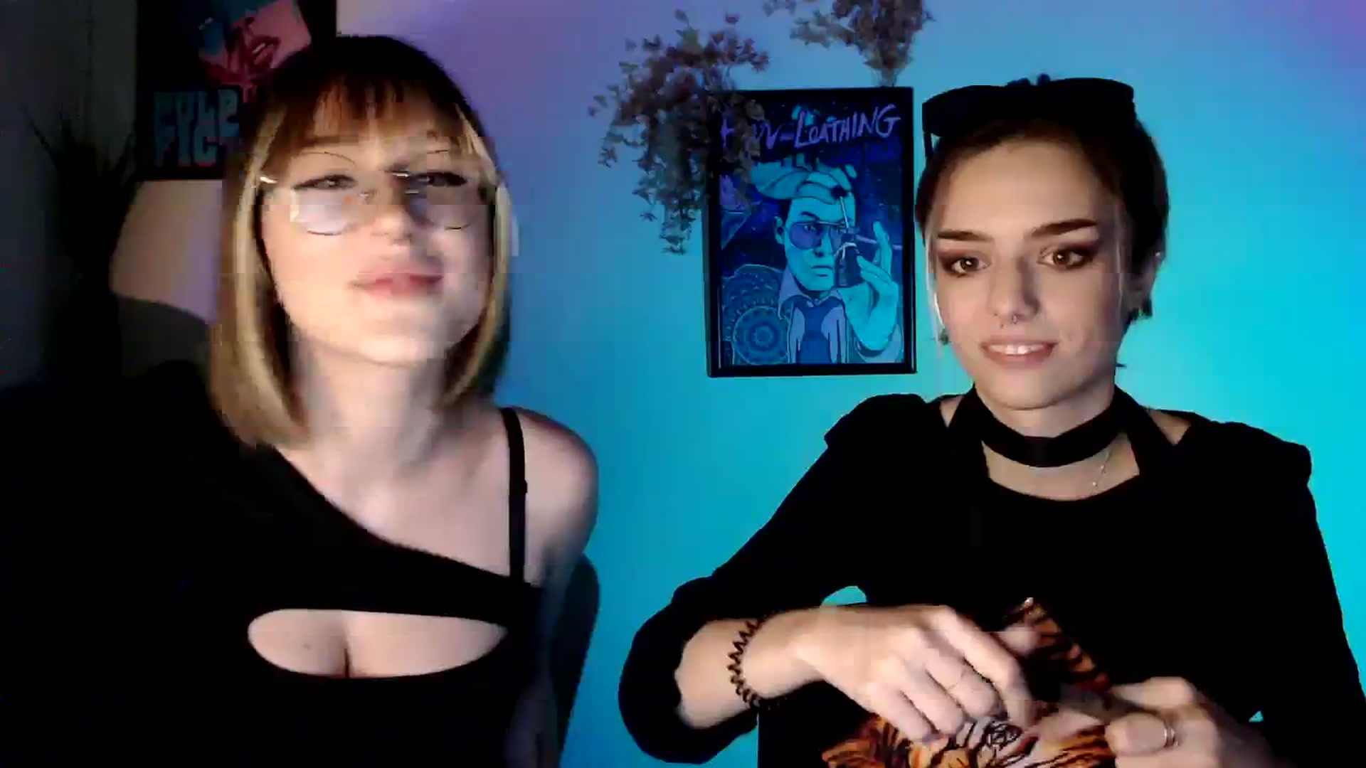 Gallery image thumbnail from Spicy_X's myfreecams stream on, 09/25/2023, 14:41 image 2 of 20
