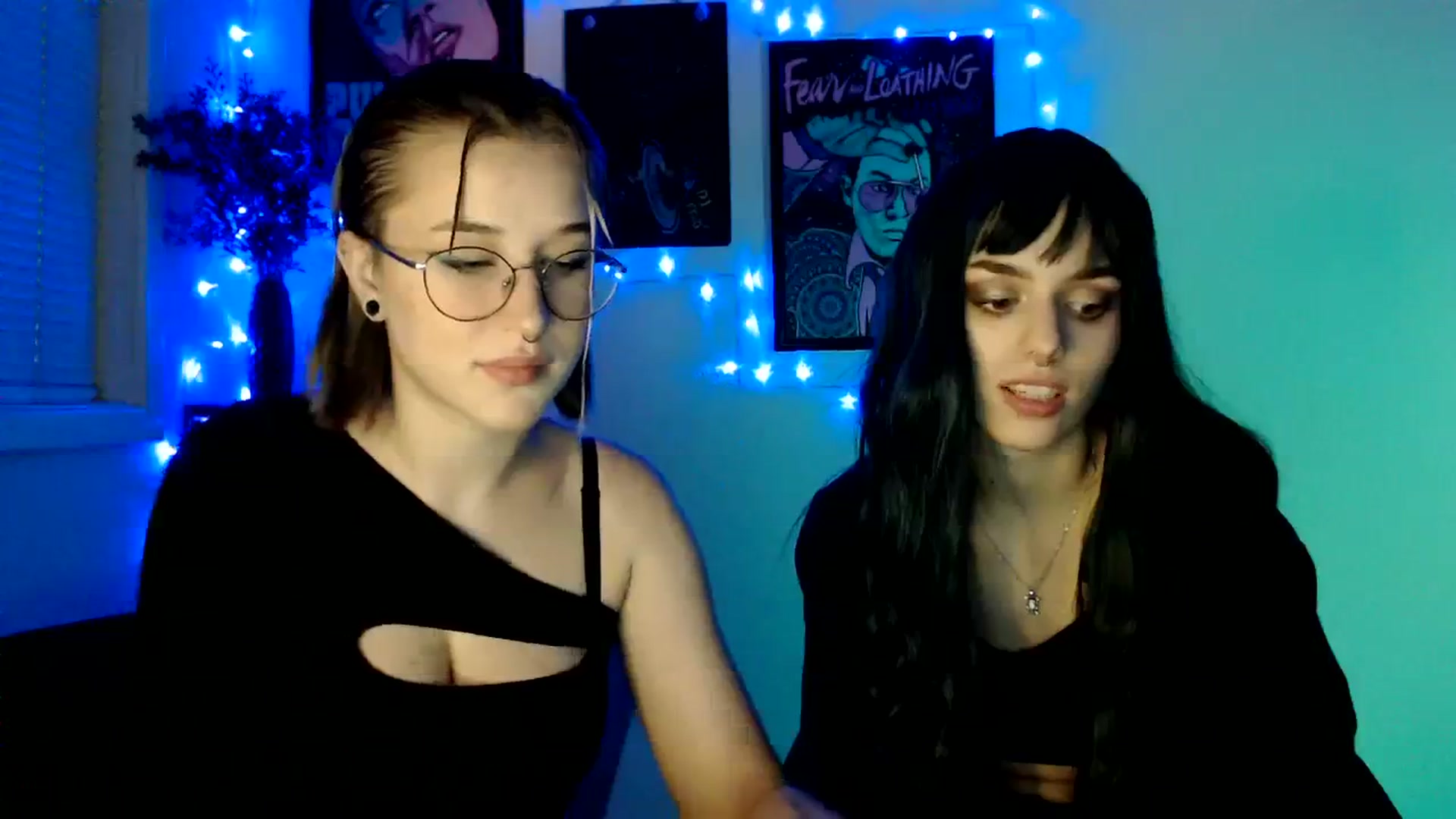 Gallery image thumbnail from Spicy_X's myfreecams stream on, 09/28/2023, 16:05 image 7 of 20