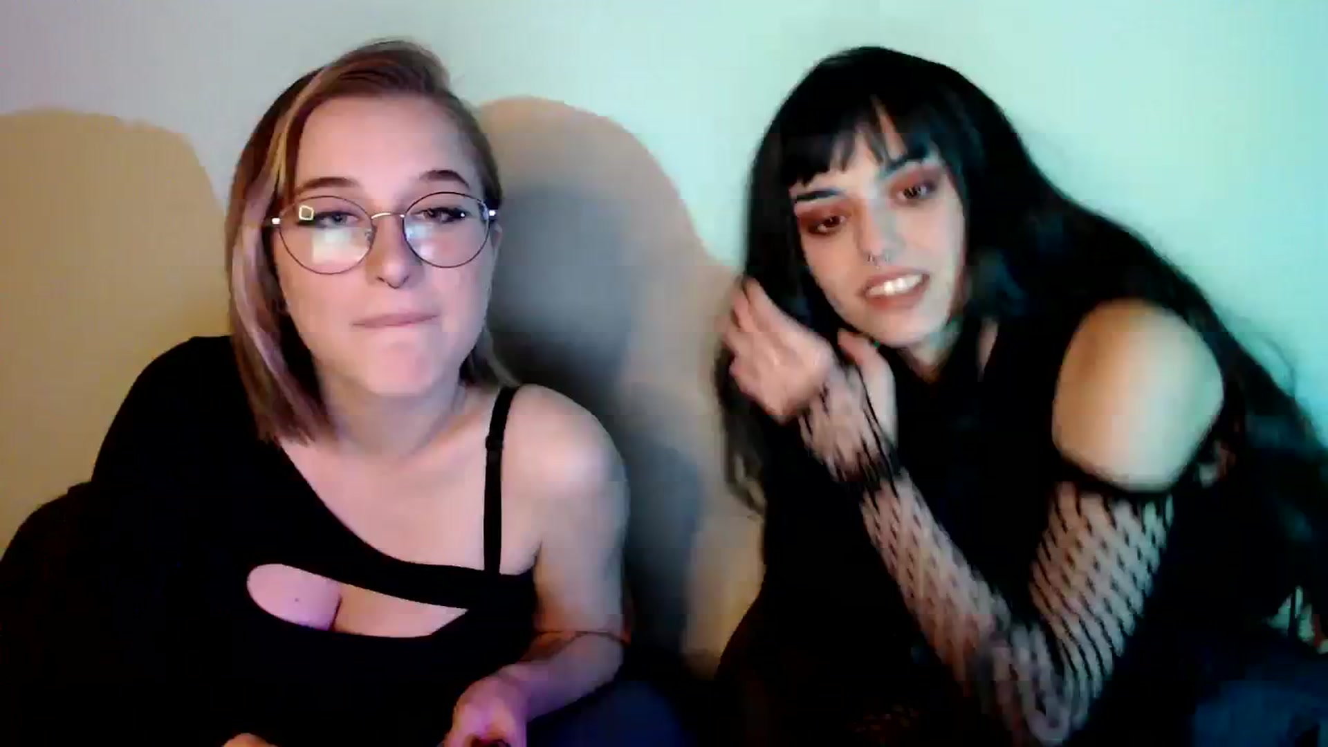 Gallery image thumbnail from Spicy_X's myfreecams stream on, 09/30/2023, 19:03 image 19 of 20