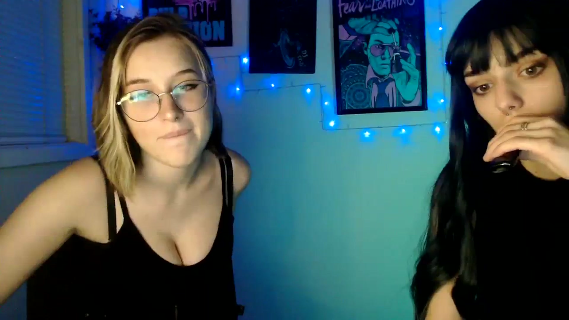 Gallery image thumbnail from Spicy_X's myfreecams stream on, 10/04/2023, 15:38 image 18 of 20