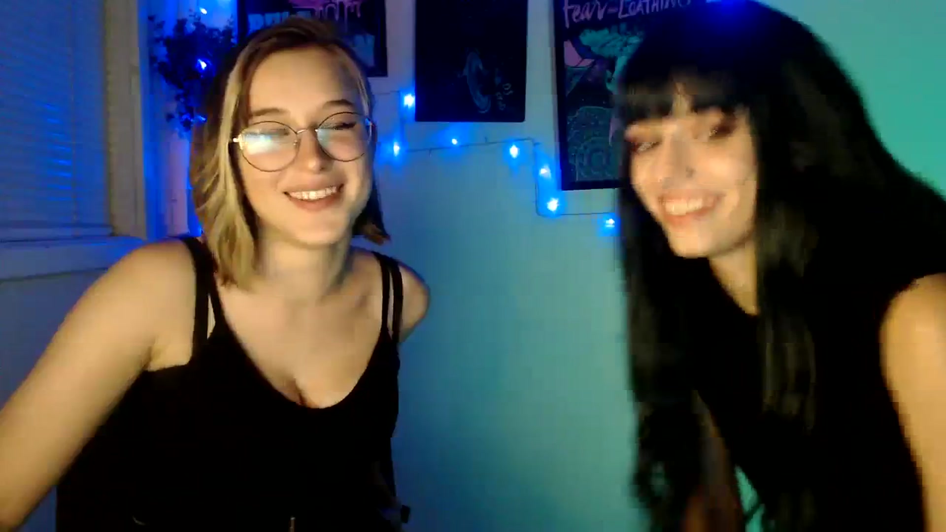 Gallery image thumbnail from Spicy_X's myfreecams stream on, 10/04/2023, 15:38 image 8 of 20