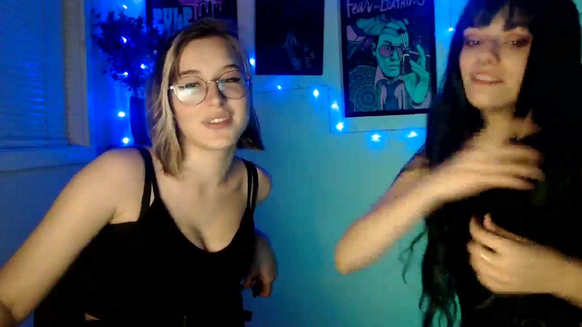 Gallery image thumbnail from Spicy_X's myfreecams stream on, 10/04/2023, 15:38 image 11 of 20