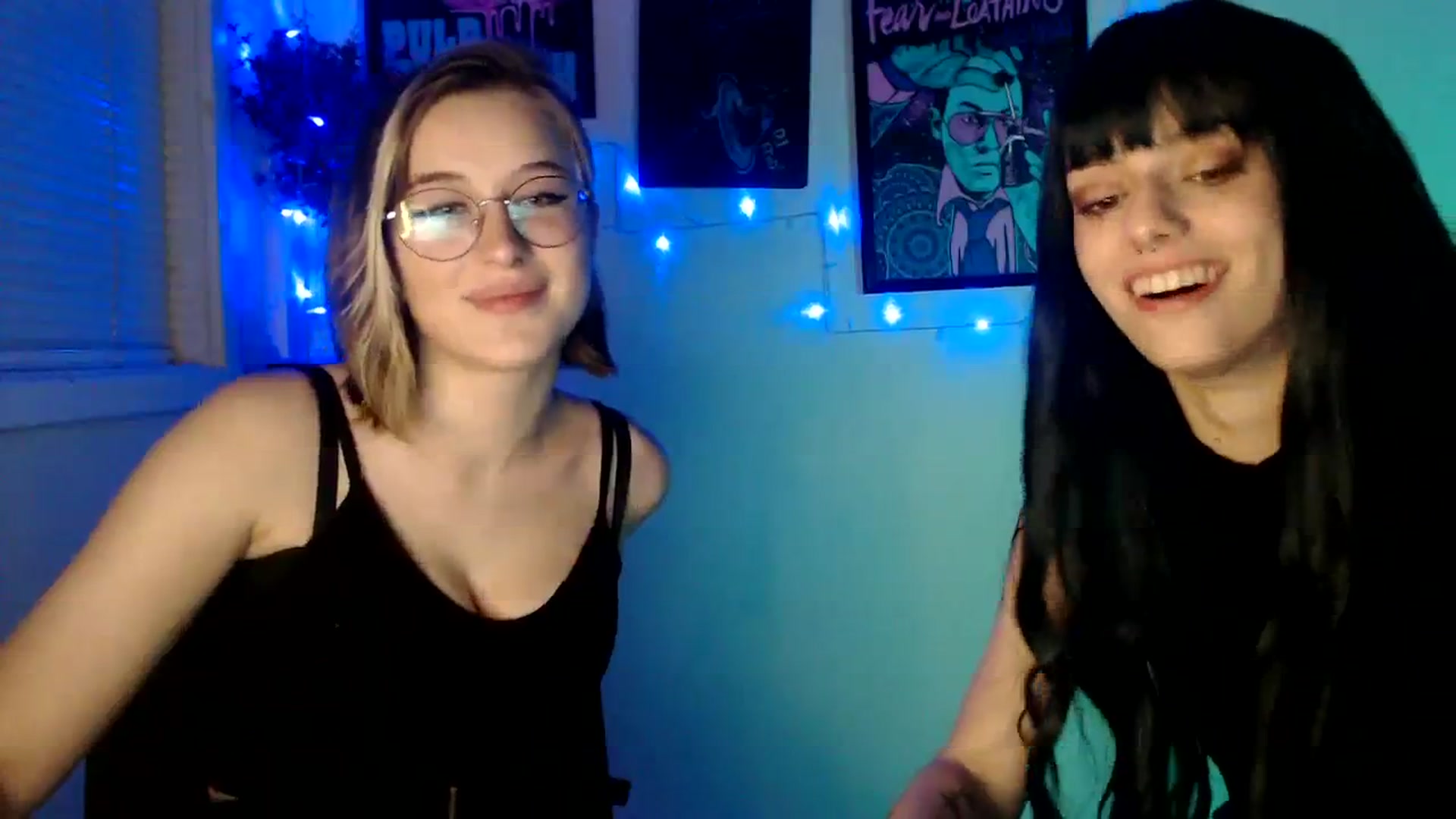 Gallery image thumbnail from Spicy_X's myfreecams stream on, 10/04/2023, 15:38 image 9 of 20