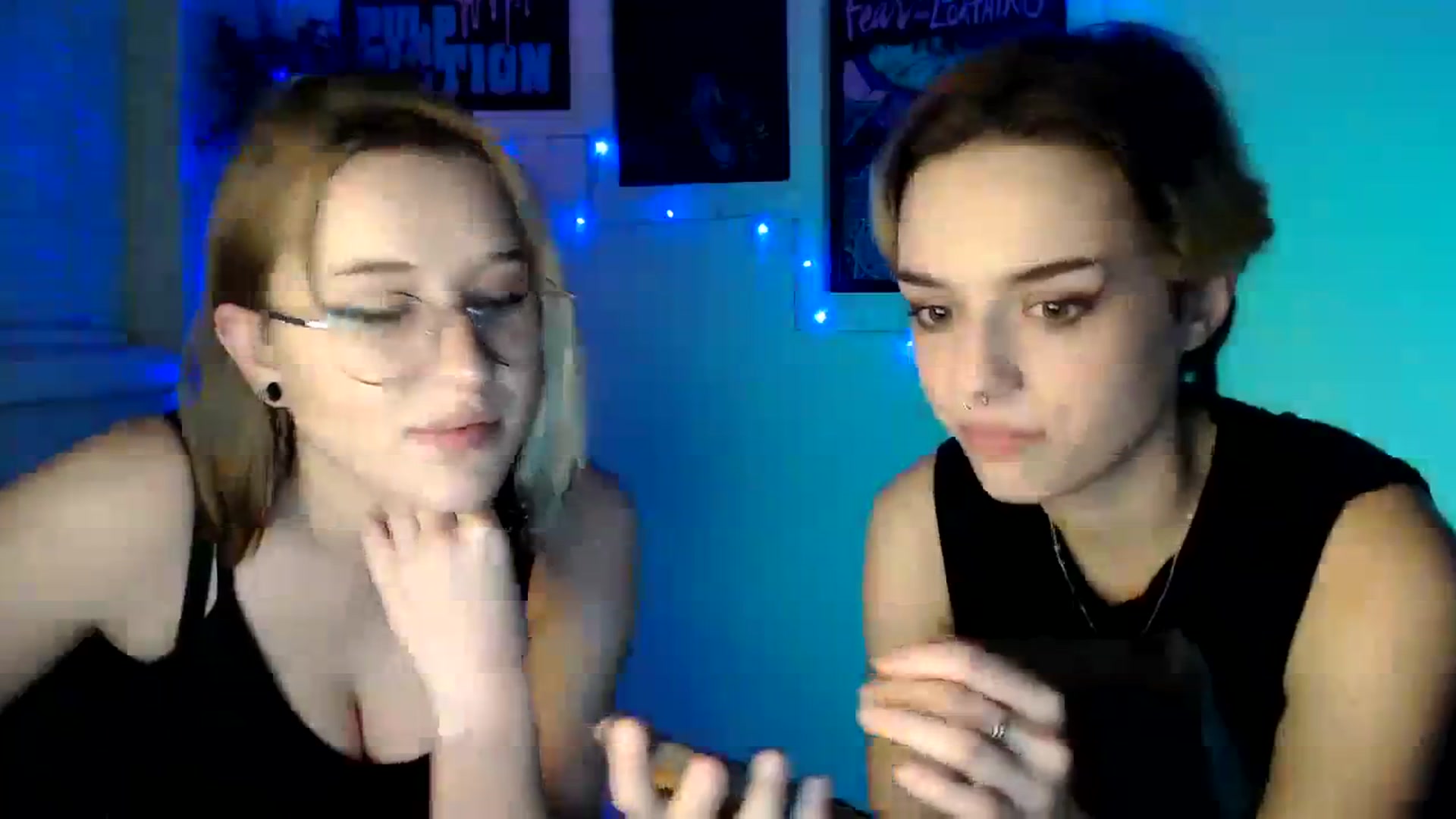 Gallery image thumbnail from Spicy_X's myfreecams stream on, 10/04/2023, 17:57 image 10 of 20