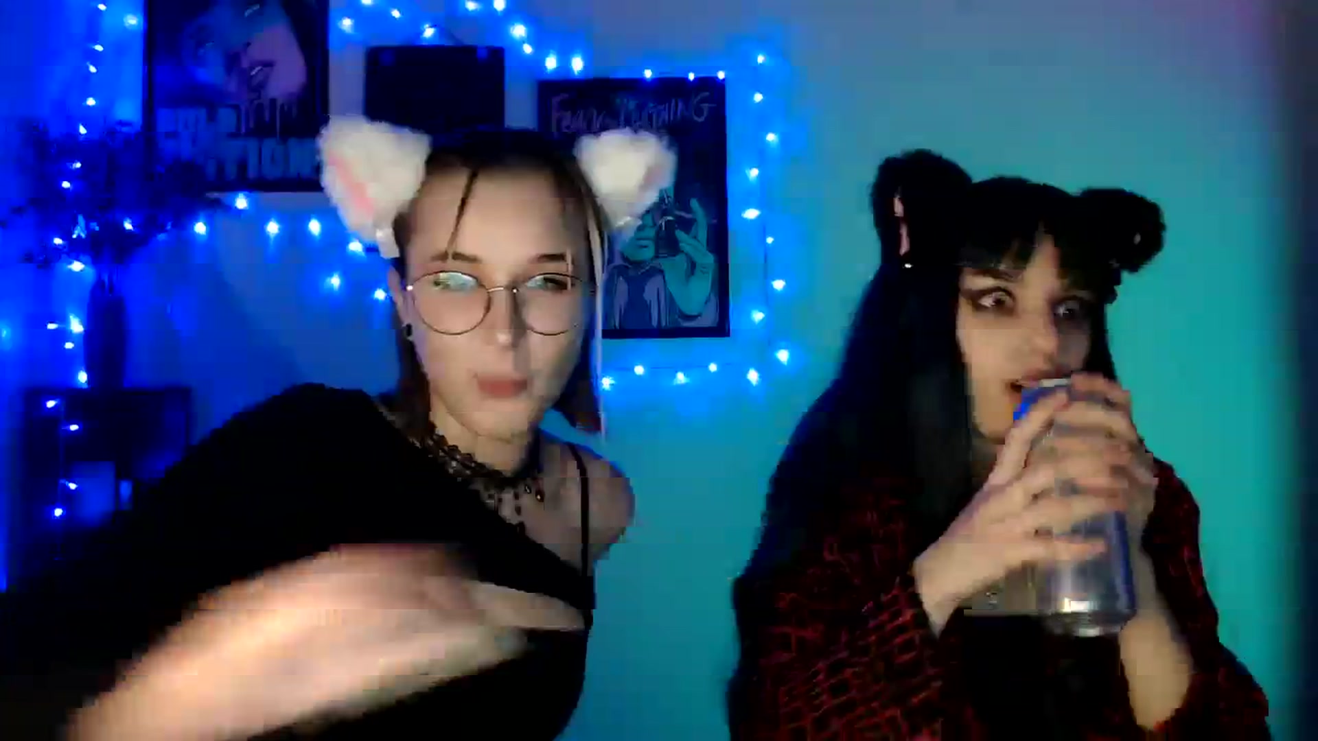 Gallery image thumbnail from Spicy_X's myfreecams stream on, 10/06/2023, 17:08 image 12 of 20