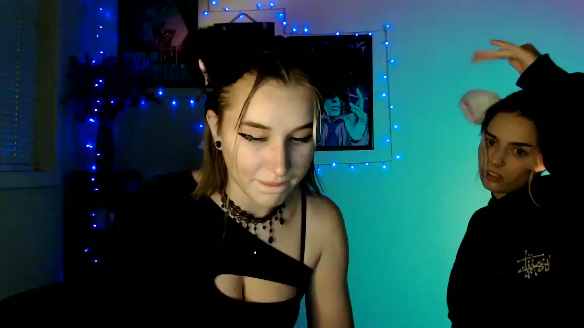 Gallery image thumbnail from Spicy_X's myfreecams stream on, 10/07/2023, 15:18 image 16 of 20
