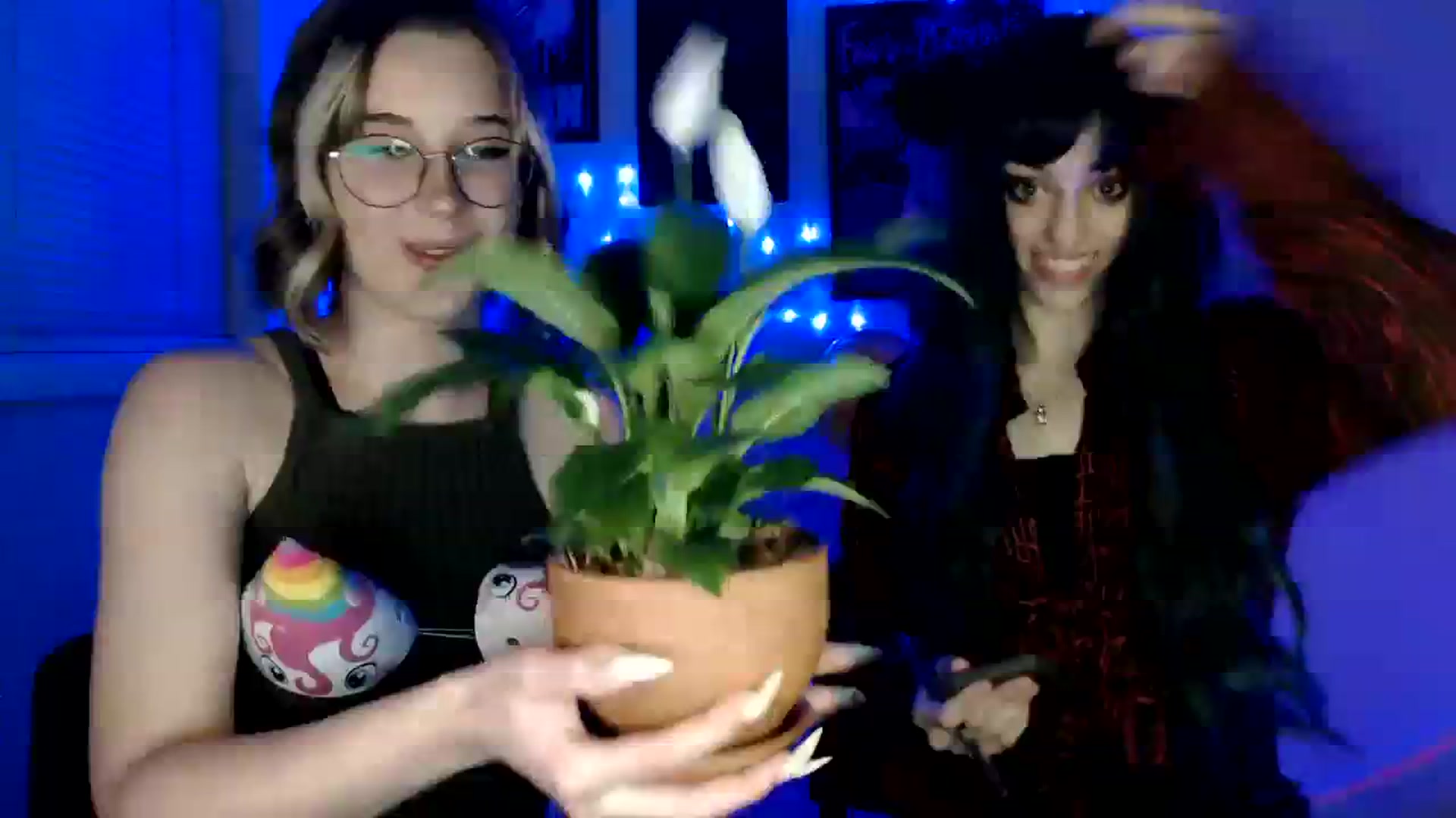 Gallery image thumbnail from Spicy_X's myfreecams stream on, 10/13/2023, 17:52 image 2 of 20
