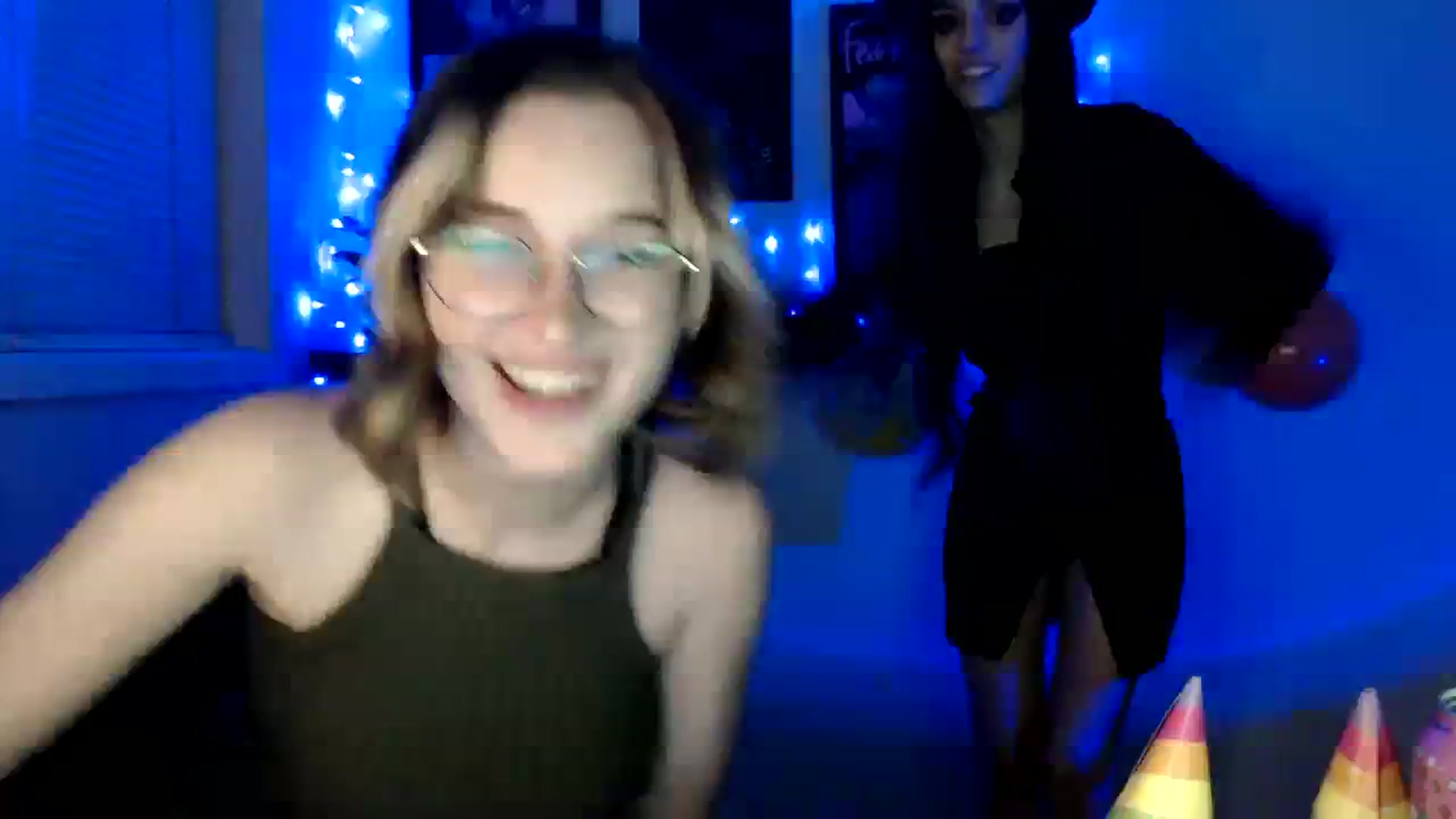 Gallery image thumbnail from Spicy_X's myfreecams stream on, 10/13/2023, 18:32 image 10 of 20