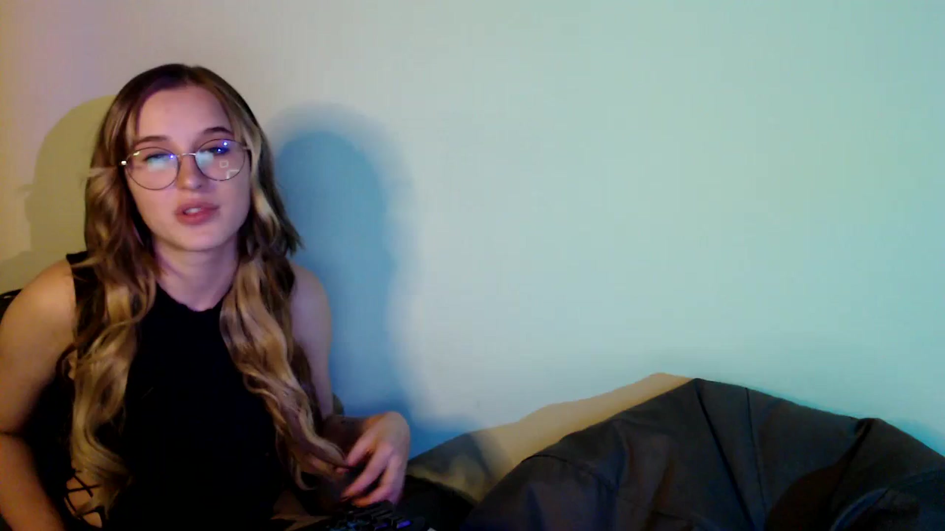 Gallery image thumbnail from Spicy_X's myfreecams stream on, 10/14/2023, 16:14 image 11 of 20