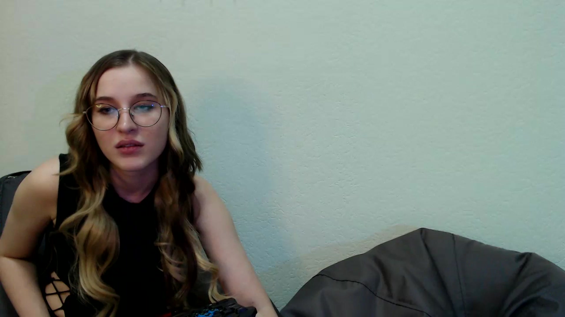 Gallery image thumbnail from Spicy_X's myfreecams stream on, 10/14/2023, 16:14 image 13 of 20